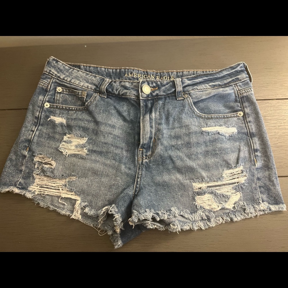 American Eagle Destructive Shorts!